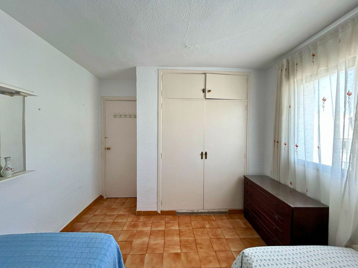 3 Bed Apartment for sale in Marbella Costa Del Sol, Málaga, Spain