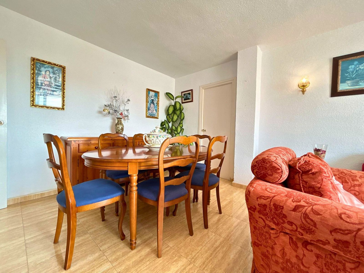 3 Bed Apartment for sale in Marbella Costa Del Sol, Málaga, Spain