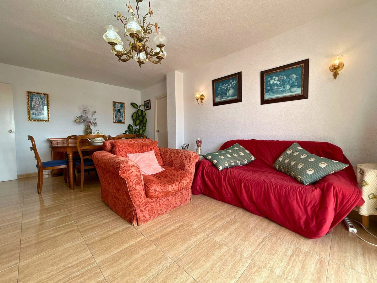 3 Bed Apartment for sale in Marbella Costa Del Sol, Málaga, Spain