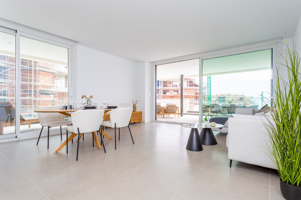 Se vende Apartamento Planta Media de 3 dormitorios en Costa Del Sol, Málaga, España