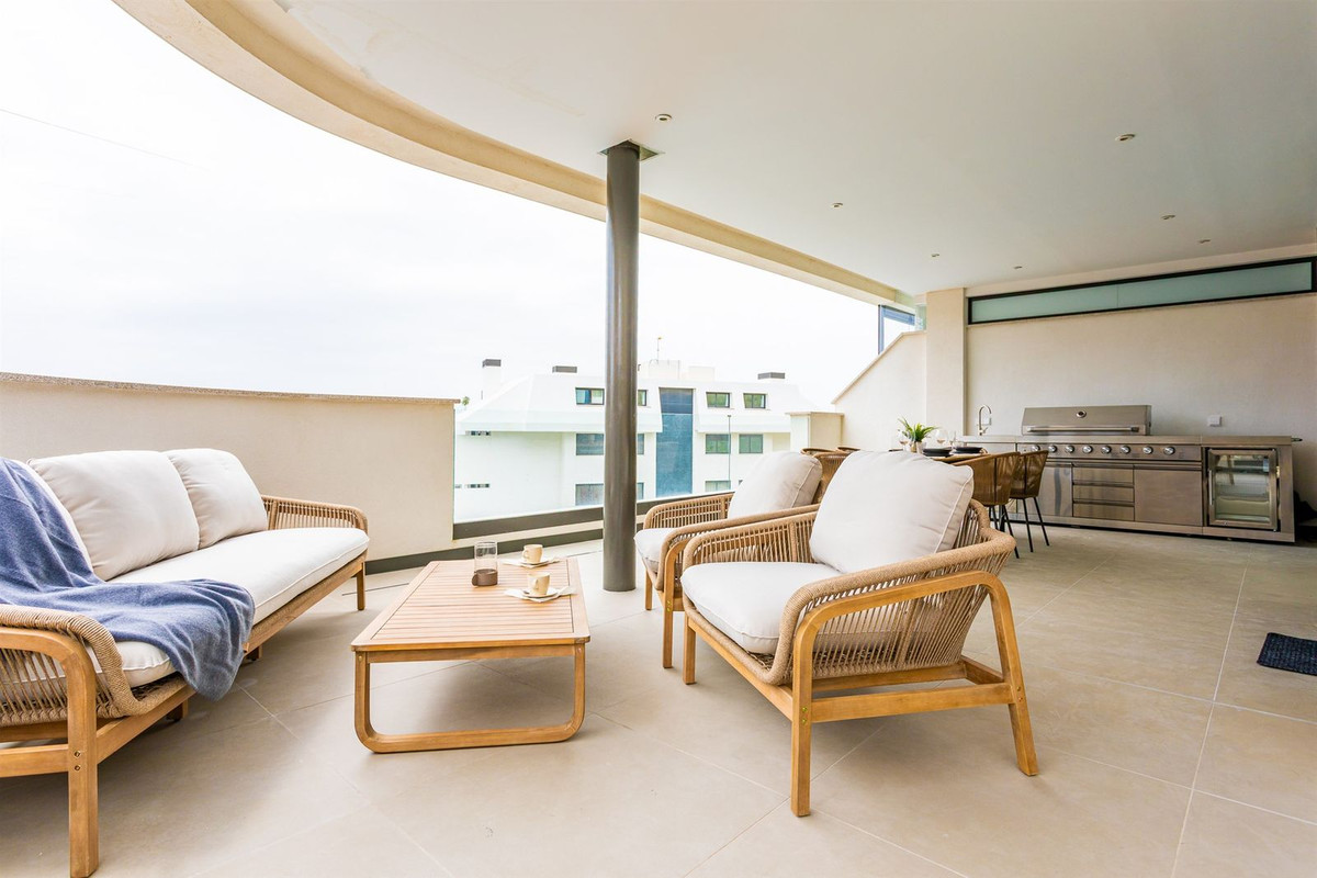 Se vende Apartamento Planta Media de 3 dormitorios en Costa Del Sol, Málaga, España