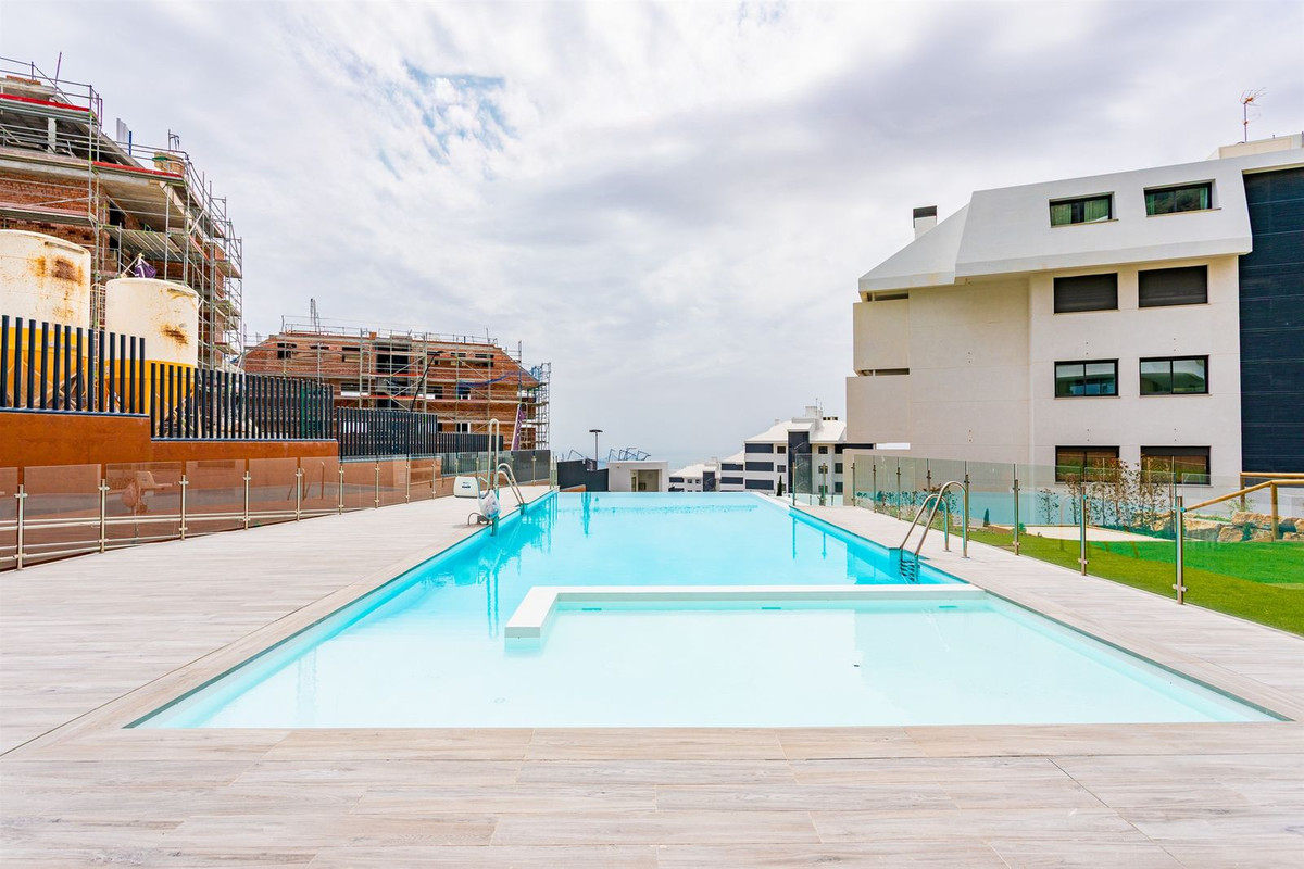 Se vende Apartamento Planta Media de 3 dormitorios en Costa Del Sol, Málaga, España