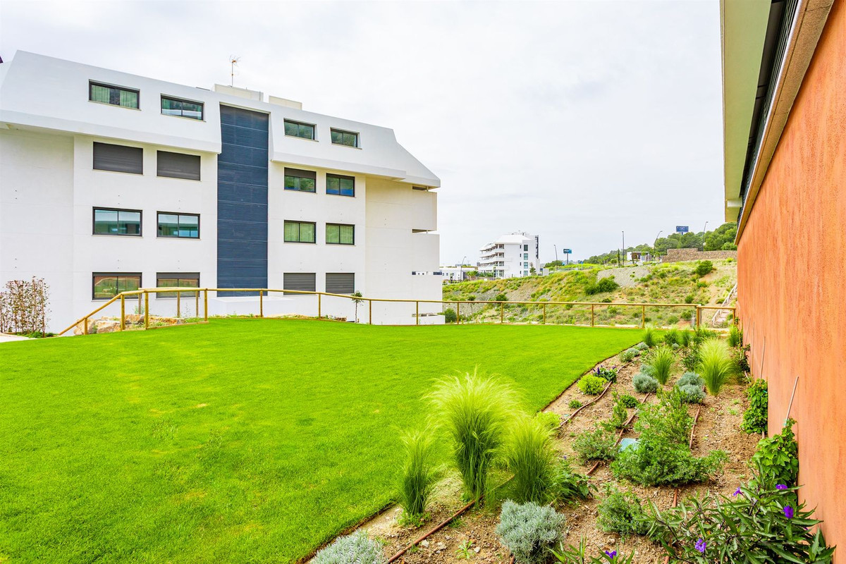 Se vende Apartamento Planta Media de 3 dormitorios en Costa Del Sol, Málaga, España