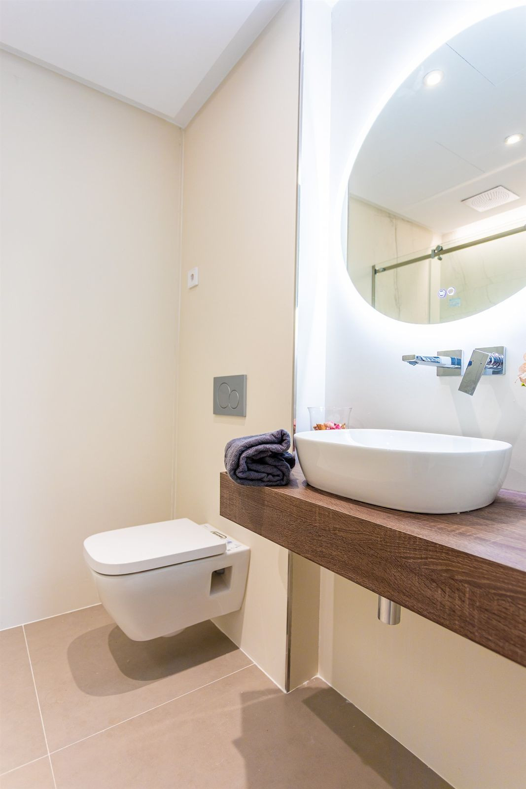 Se vende Apartamento Planta Media de 3 dormitorios en Costa Del Sol, Málaga, España