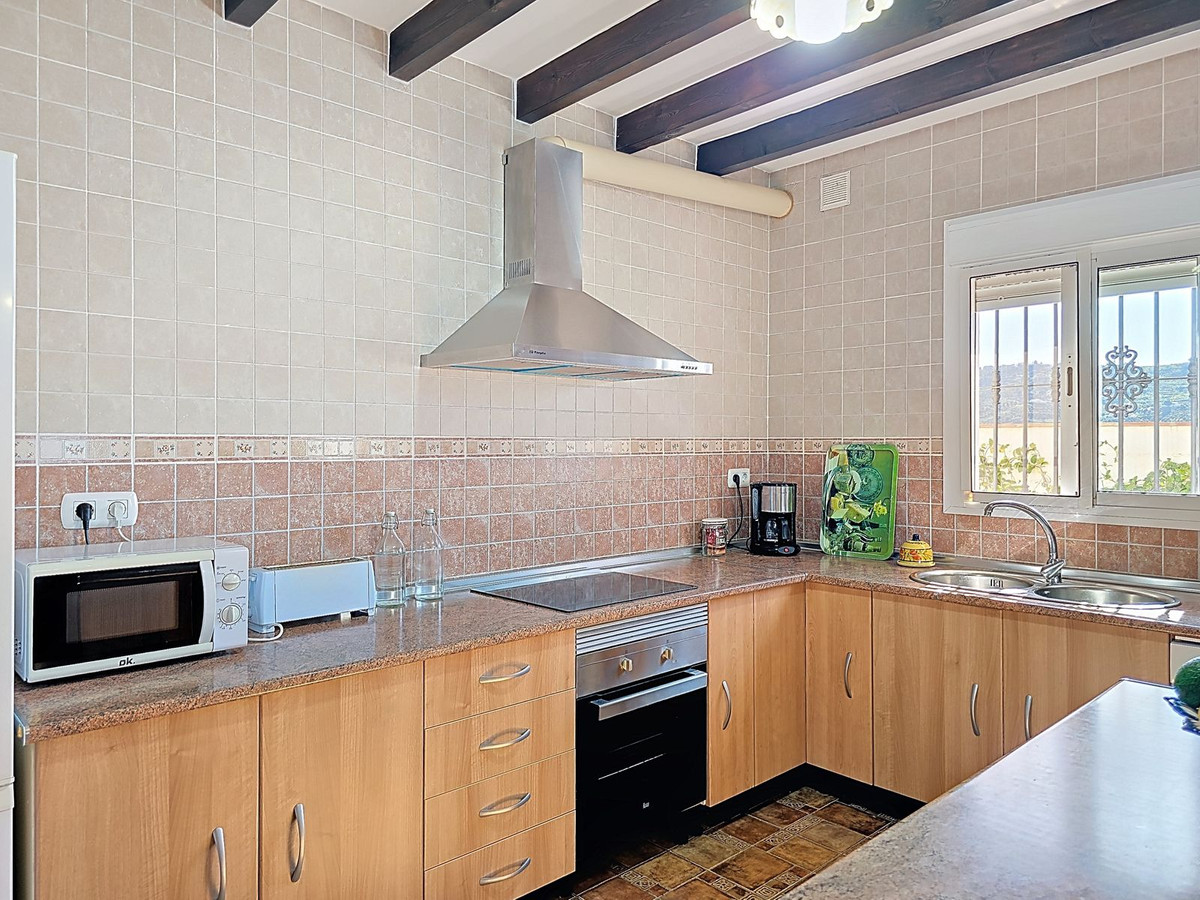 Se vende Villa - Chalet de 3 dormitorios en Costa Del Sol East, Málaga, España