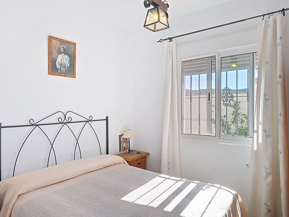 Se vende Villa - Chalet de 3 dormitorios en Costa Del Sol East, Málaga, España