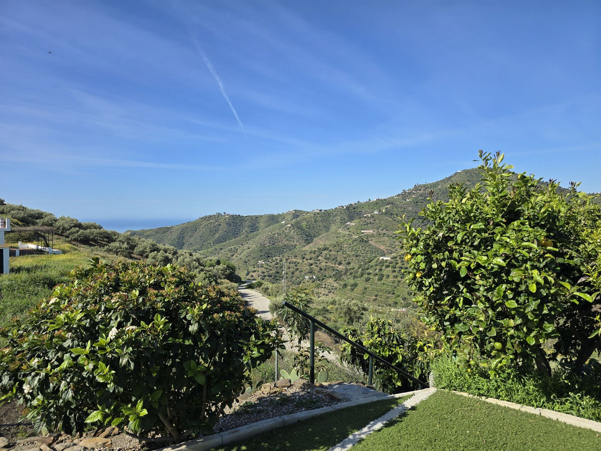 Se vende Villa - Chalet de 3 dormitorios en Costa Del Sol East, Málaga, España