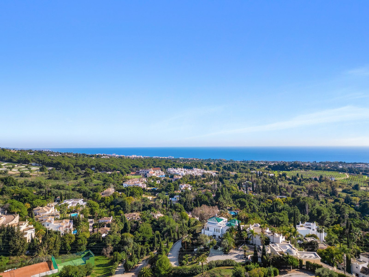 3 Bed Townhouse for sale in The Golden Mile Costa Del Sol, Málaga, Spain