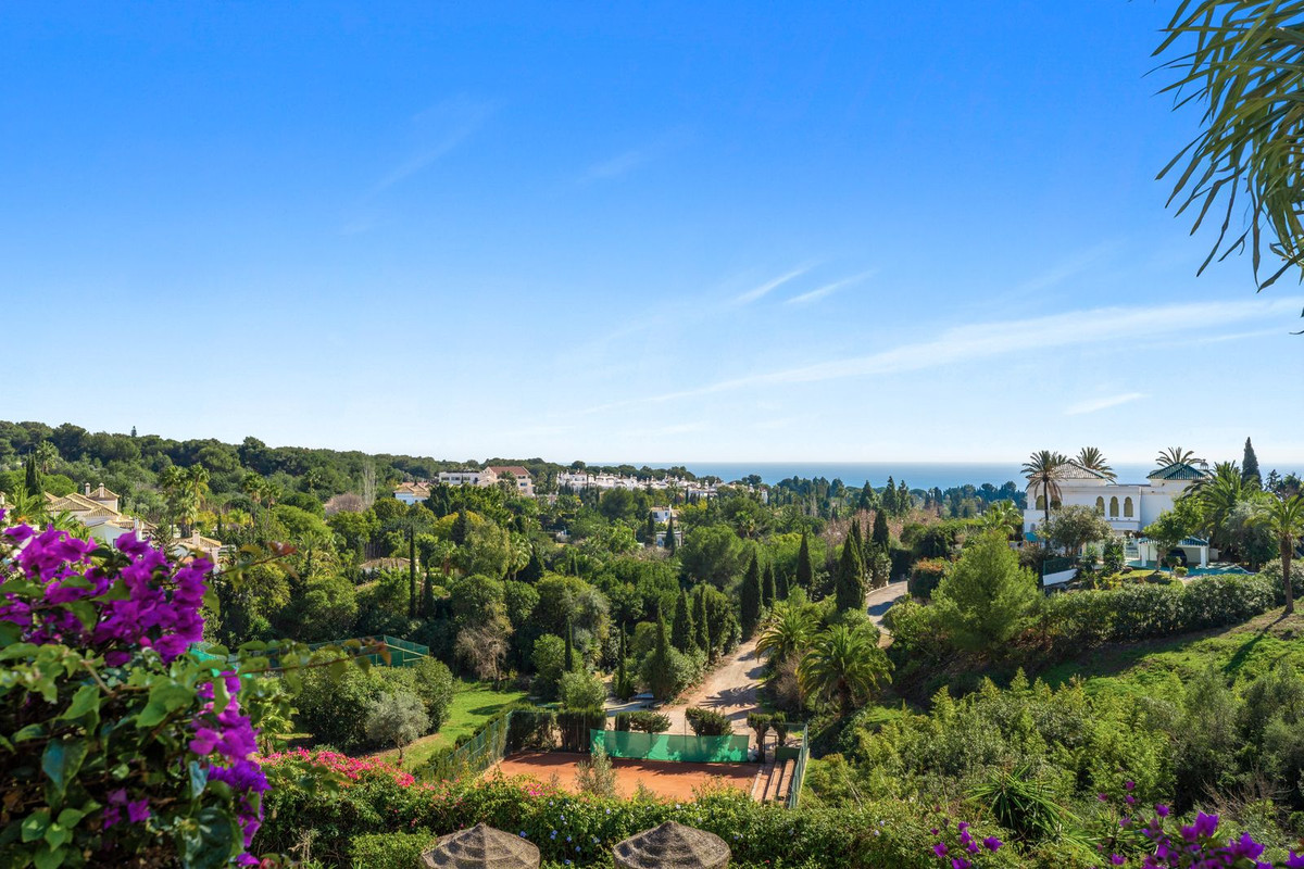 3 Bed Townhouse for sale in The Golden Mile Costa Del Sol, Málaga, Spain