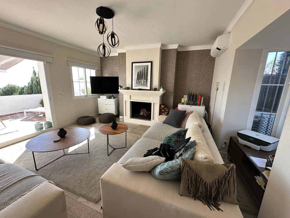3 Bed Townhouse for sale in The Golden Mile Costa Del Sol, Málaga, Spain