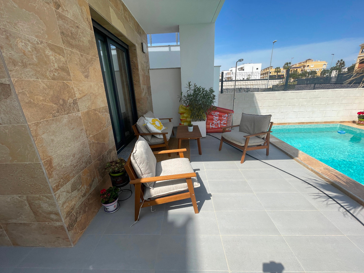 3 Bed Townhouse for sale in Benijofar Costa Blanca, Alicante, Spain