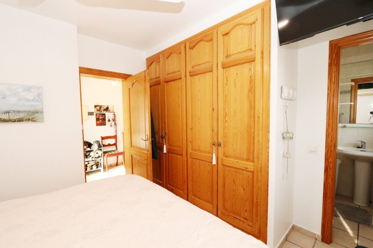 5 Bed Townhouse for sale in La Nucia Costa Blanca, Alicante, Spain