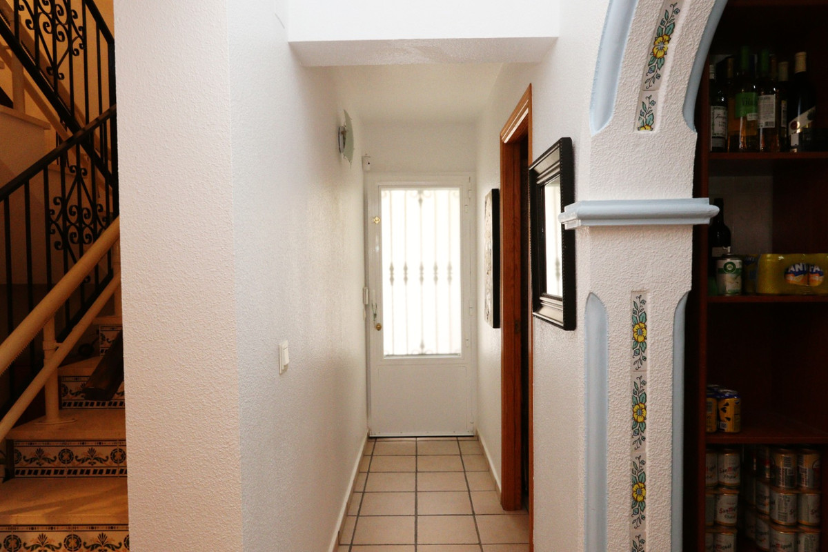 5 Bed Townhouse for sale in La Nucia Costa Blanca, Alicante, Spain