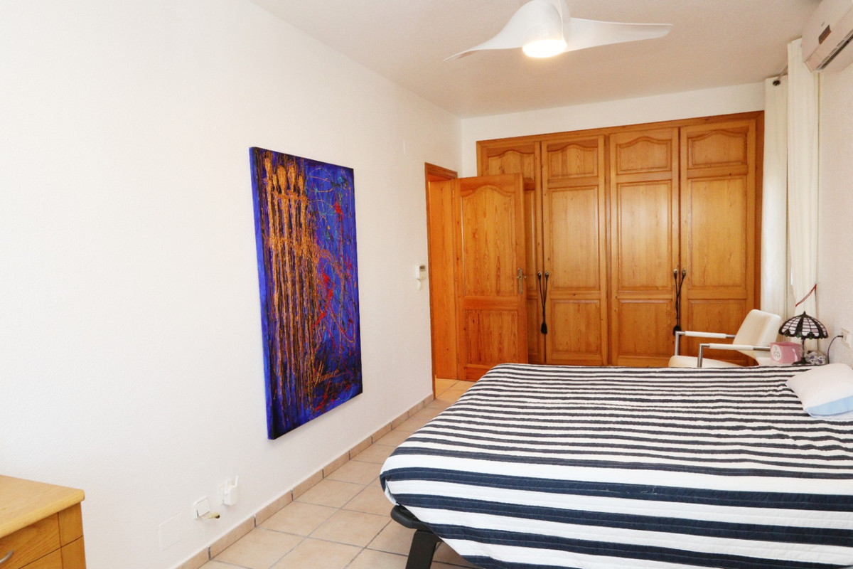 5 Bed Townhouse for sale in La Nucia Costa Blanca, Alicante, Spain