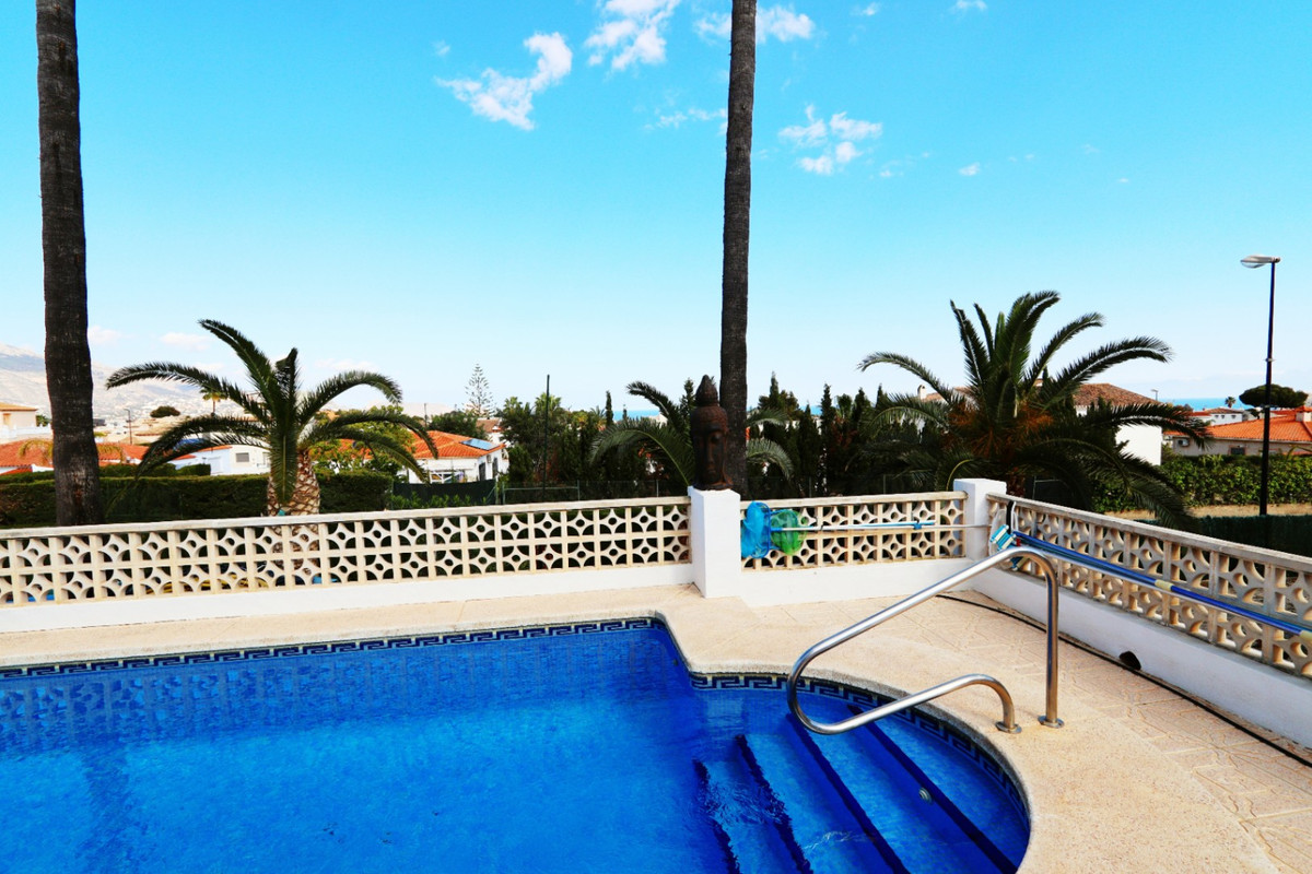 5 Bed Townhouse for sale in La Nucia Costa Blanca, Alicante, Spain
