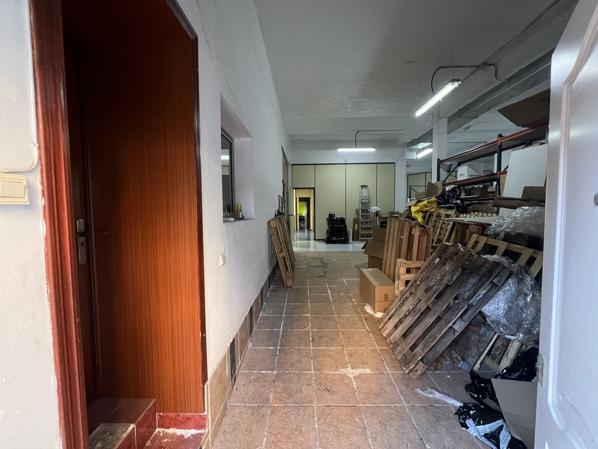 7 Bed Commercial unit for sale in Málaga Costa Del Sol, Málaga, Spain