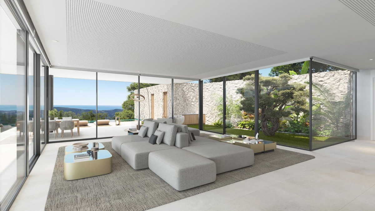 4 Bed Townhouse for sale in Benahavís Costa Del Sol, Málaga, Spain