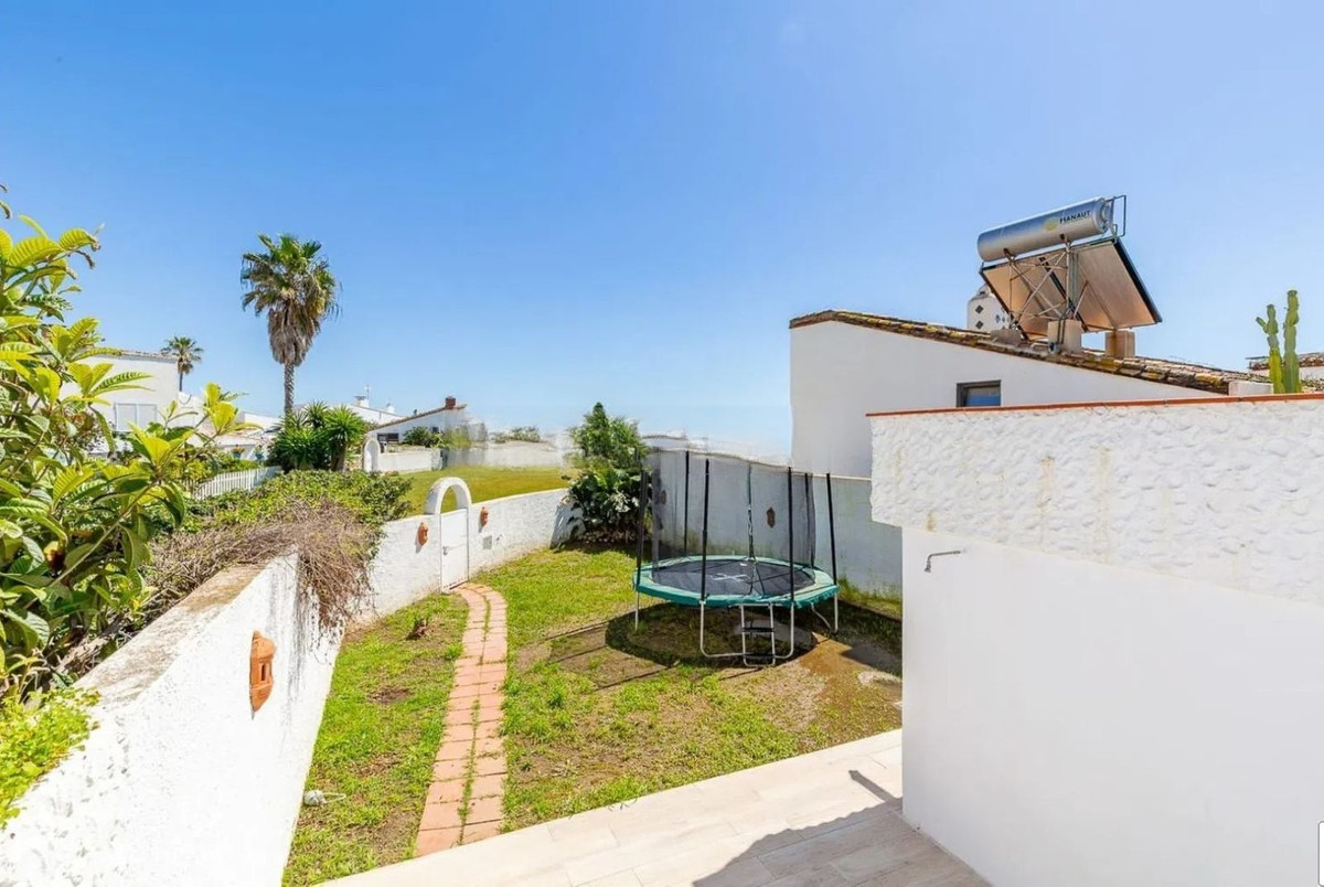 Se vende Adosada de 3 dormitorios en Costa Del Sol, Málaga, España