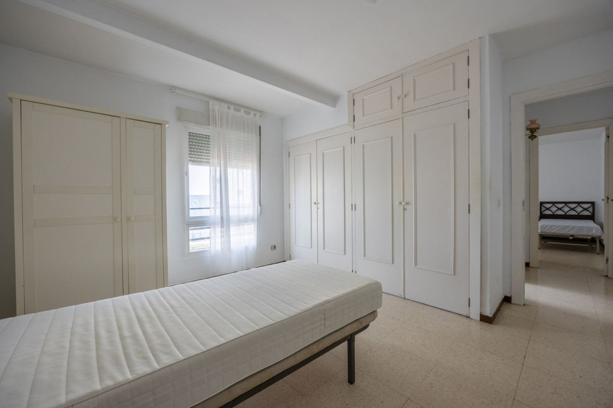 4 Bed Apartment for sale in Marbella Costa Del Sol, Málaga, Spain