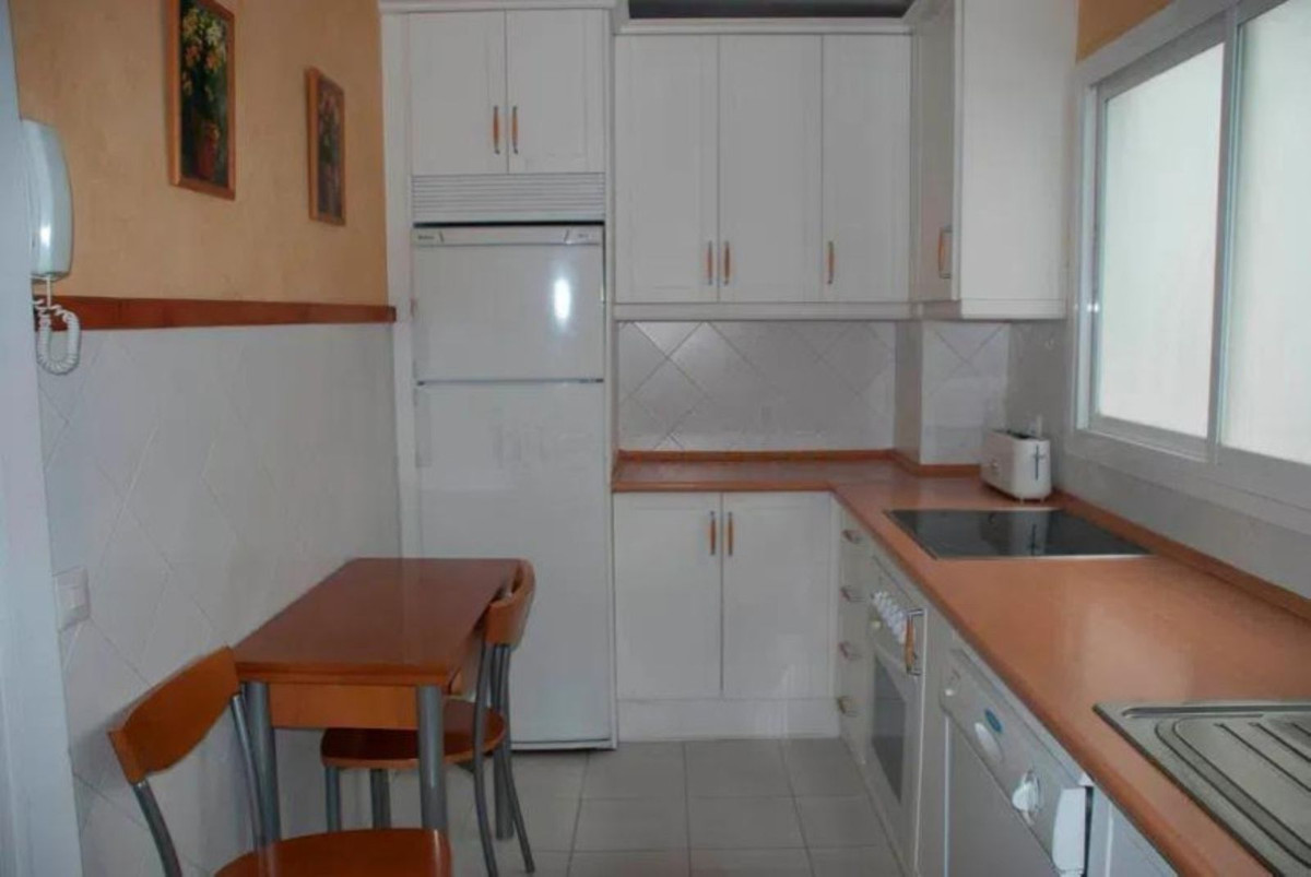 4 Bed Apartment for sale in Marbella Costa Del Sol, Málaga, Spain