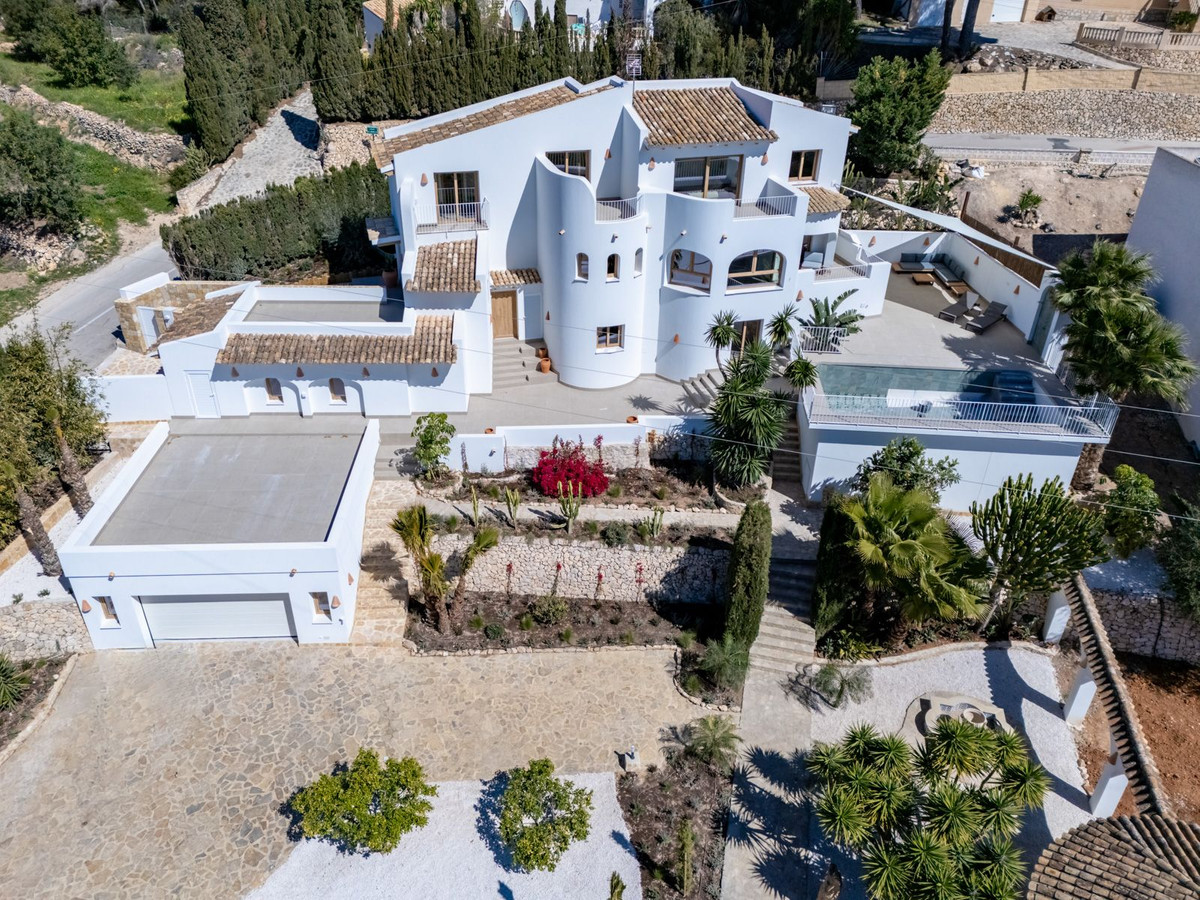 5 Bed Townhouse for sale in Altea Costa Blanca, Alicante, Spain