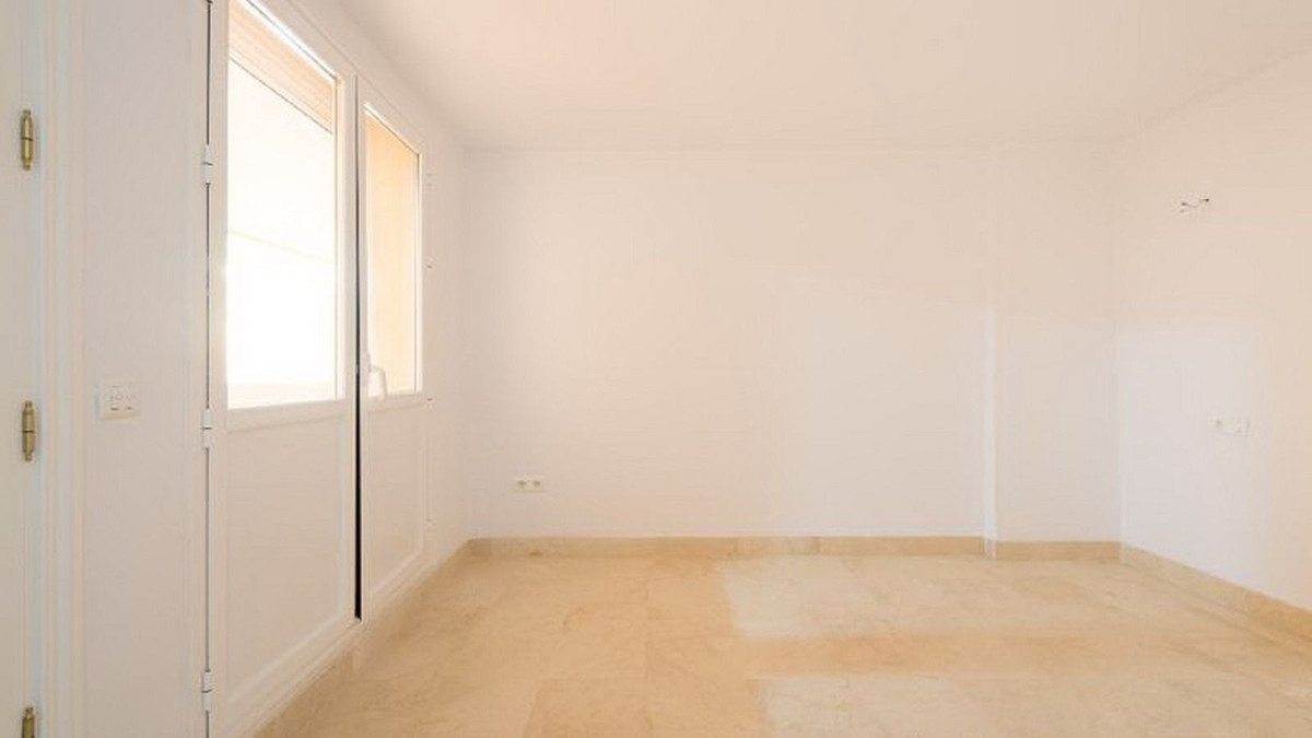 2 Bed Apartment for sale in Marbella Costa Del Sol, Málaga, Spain