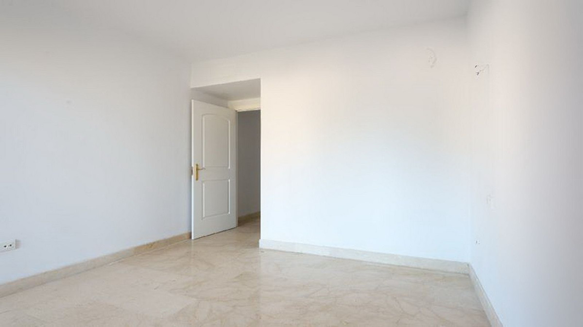 2 Bed Apartment for sale in Marbella Costa Del Sol, Málaga, Spain