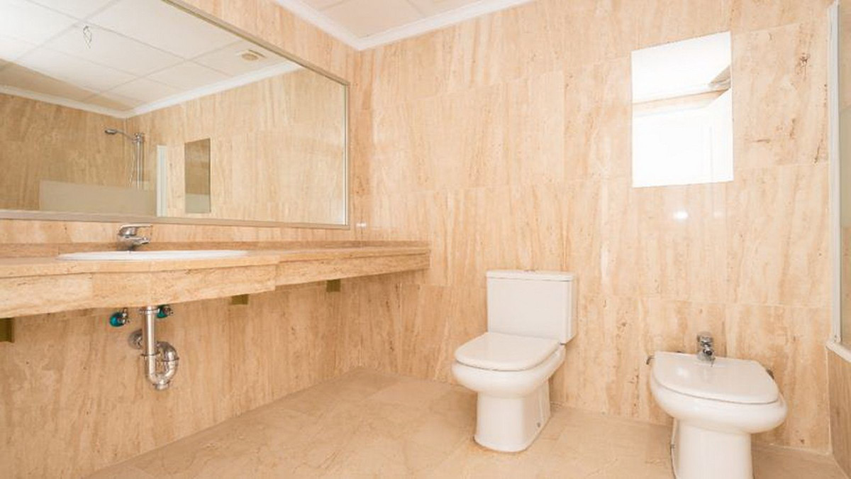 2 Bed Apartment for sale in Marbella Costa Del Sol, Málaga, Spain