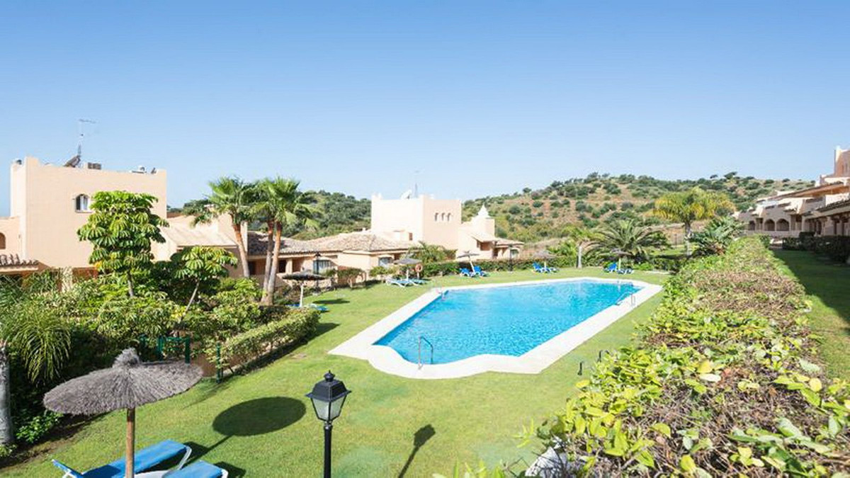 2 Bed Apartment for sale in Marbella Costa Del Sol, Málaga, Spain