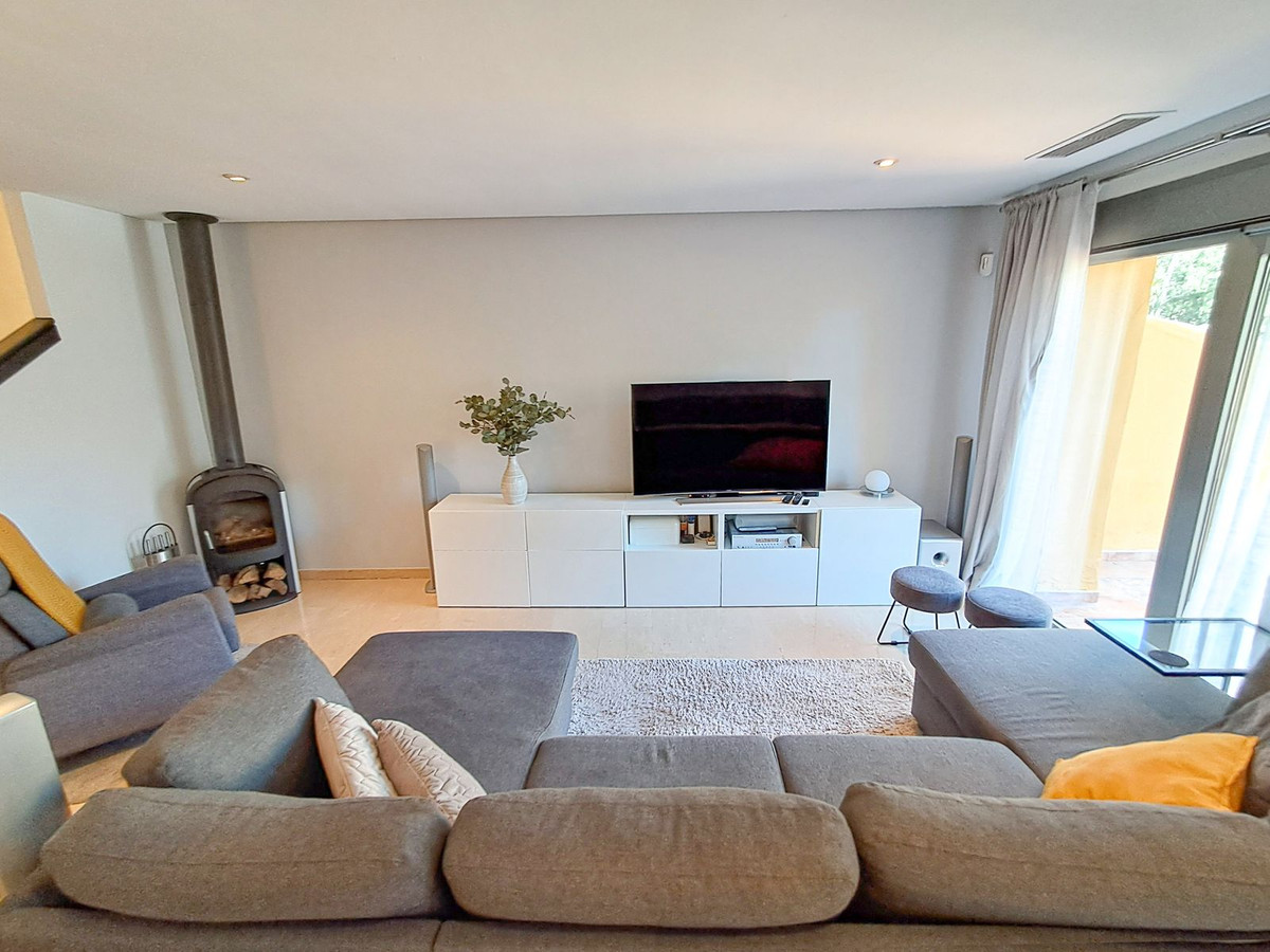 3 Bed Townhouse for sale in Nagüeles Costa Del Sol, Málaga, Spain