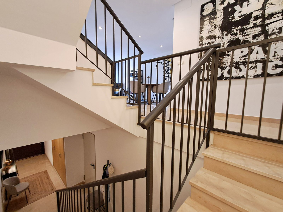 3 Bed Townhouse for sale in Nagüeles Costa Del Sol, Málaga, Spain