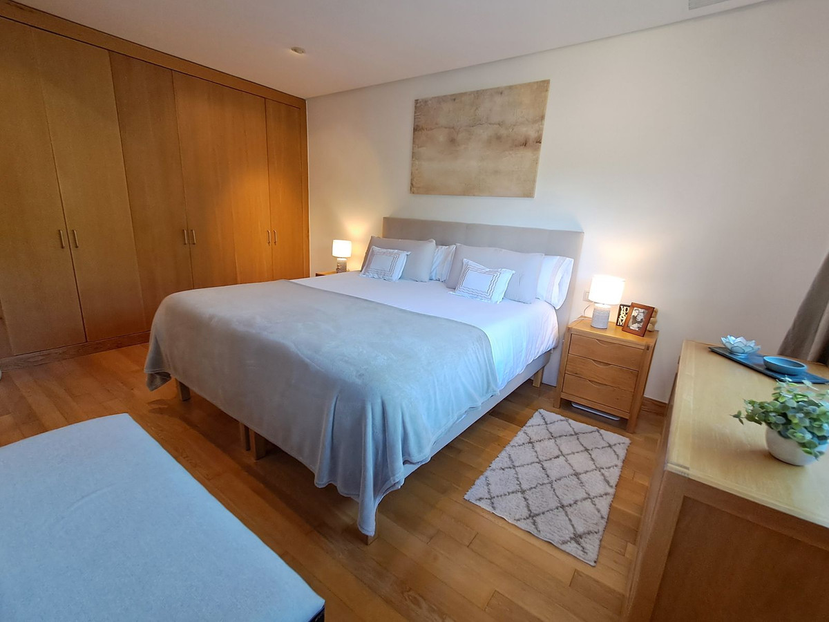 3 Bed Townhouse for sale in Nagüeles Costa Del Sol, Málaga, Spain
