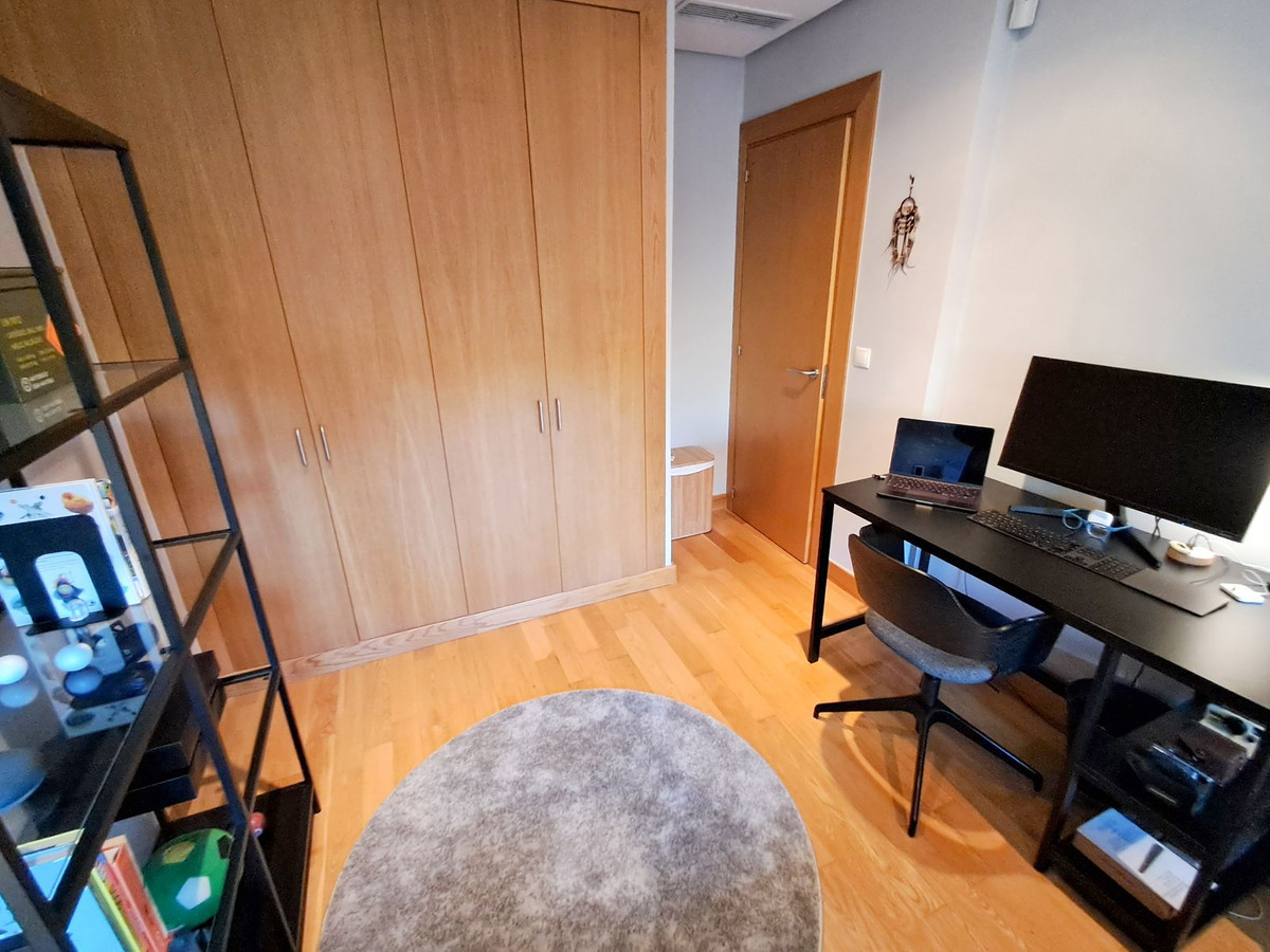 3 Bed Townhouse for sale in Nagüeles Costa Del Sol, Málaga, Spain