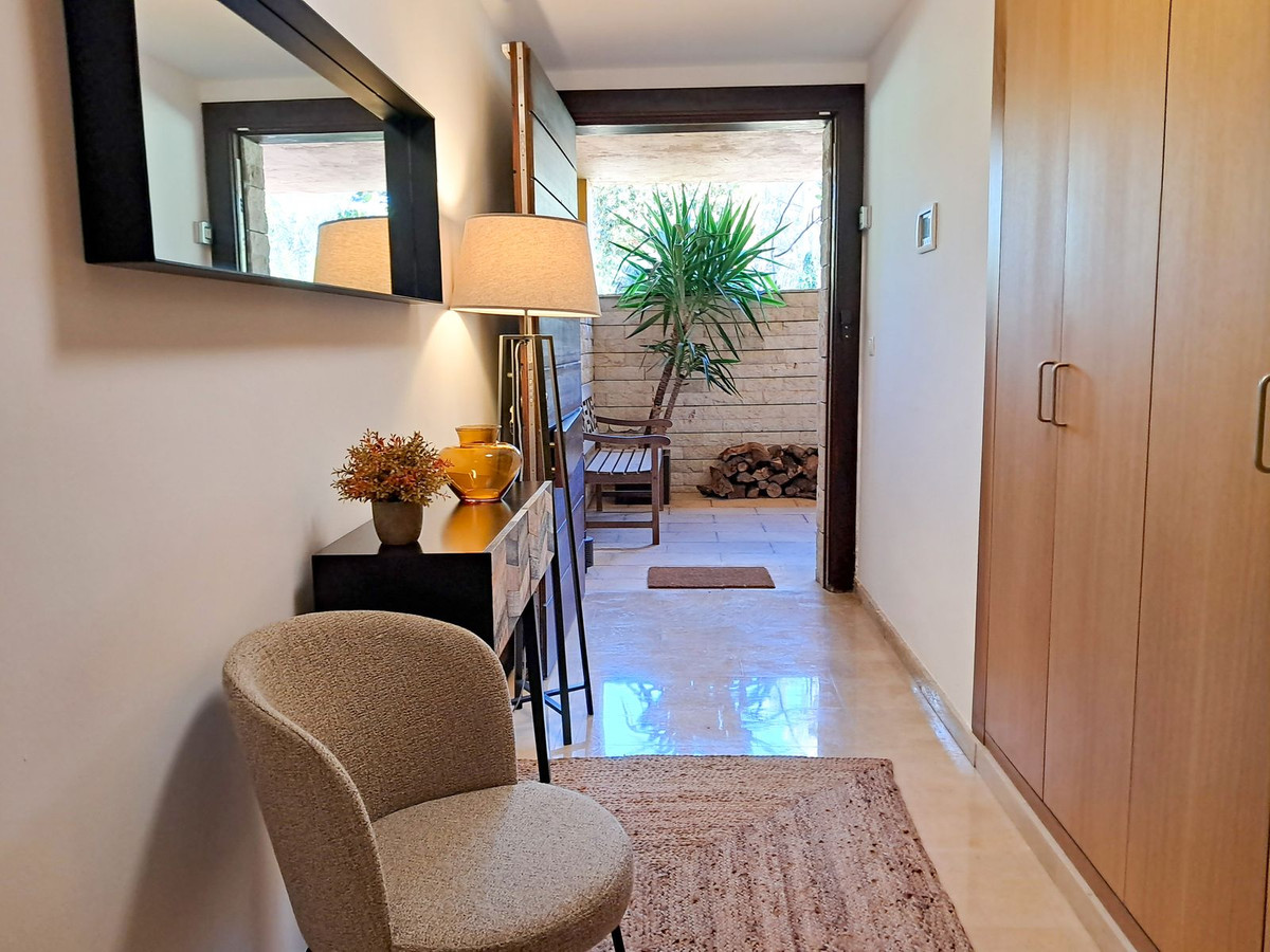 3 Bed Townhouse for sale in Nagüeles Costa Del Sol, Málaga, Spain