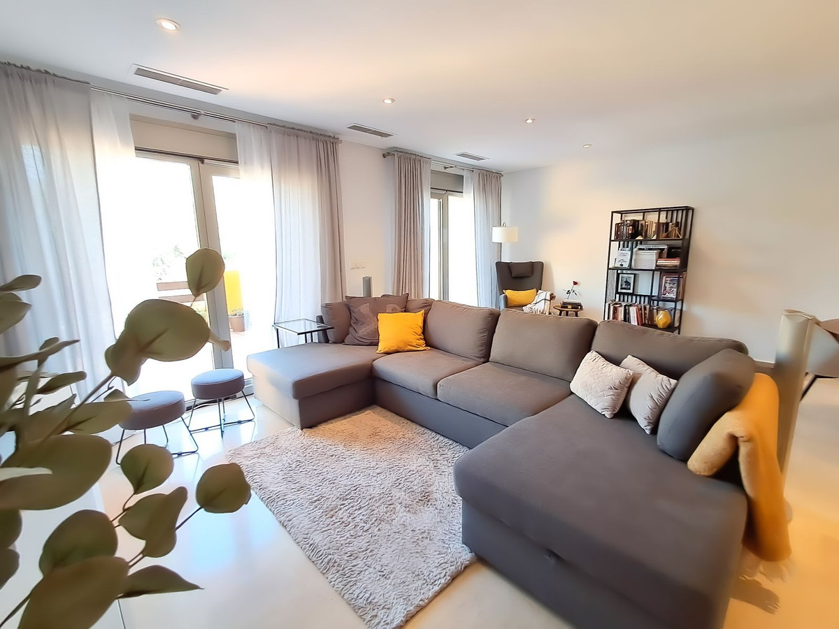 3 Bed Townhouse for sale in Nagüeles Costa Del Sol, Málaga, Spain