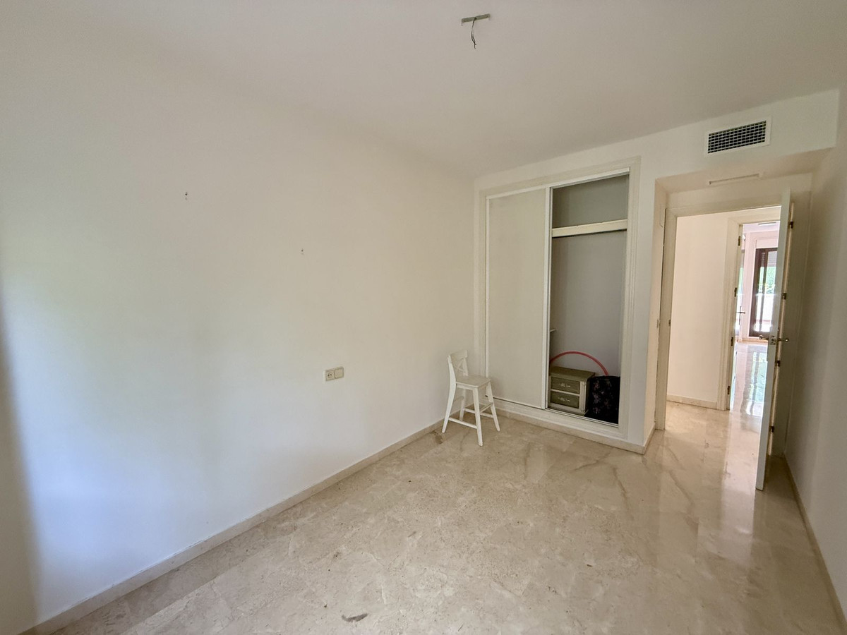 Se vende Apartamento Planta Baja de 3 dormitorios en Costa Del Sol, Málaga, España