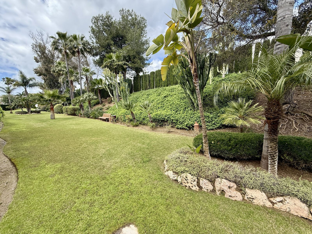 Se vende Apartamento Planta Baja de 3 dormitorios en Costa Del Sol, Málaga, España