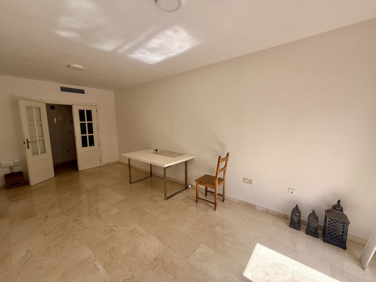 Se vende Apartamento Planta Baja de 3 dormitorios en Costa Del Sol, Málaga, España