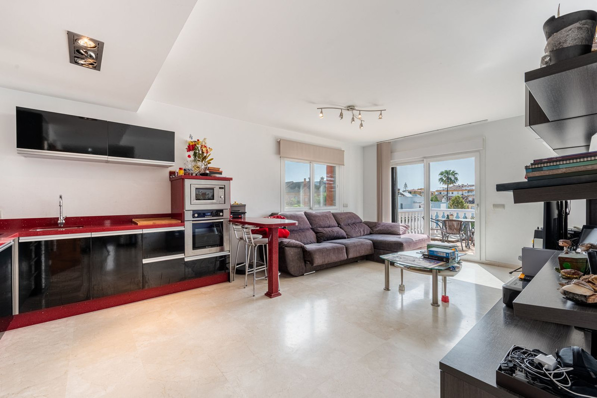 Se vende Villa - Chalet de 6 dormitorios en Costa Del Sol, Málaga, España