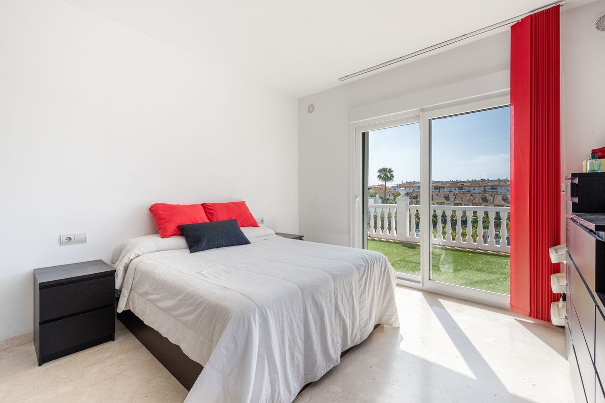Se vende Villa - Chalet de 6 dormitorios en Costa Del Sol, Málaga, España