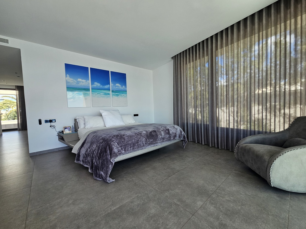 5 Bed Townhouse for sale in Cabo Roig Costa Blanca, Alicante, Spain