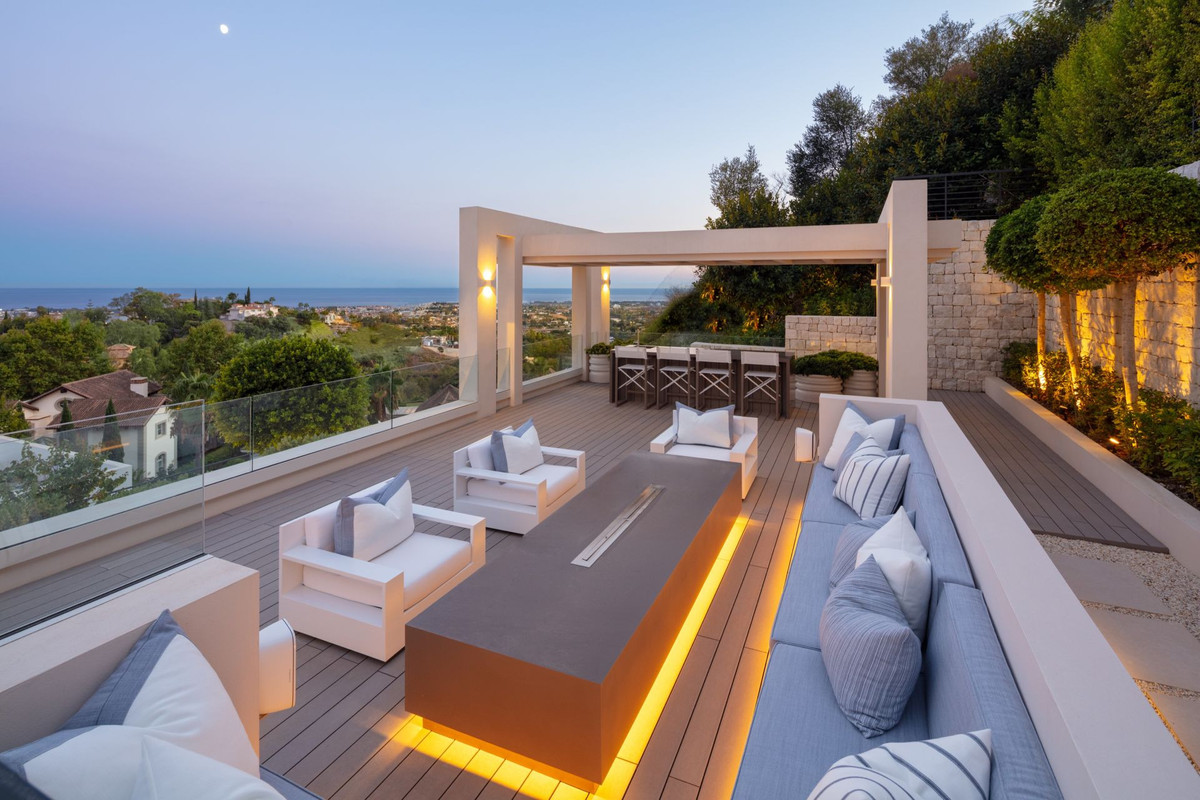 Se vende Villa - Chalet de 6 dormitorios en Costa Del Sol, Málaga, España