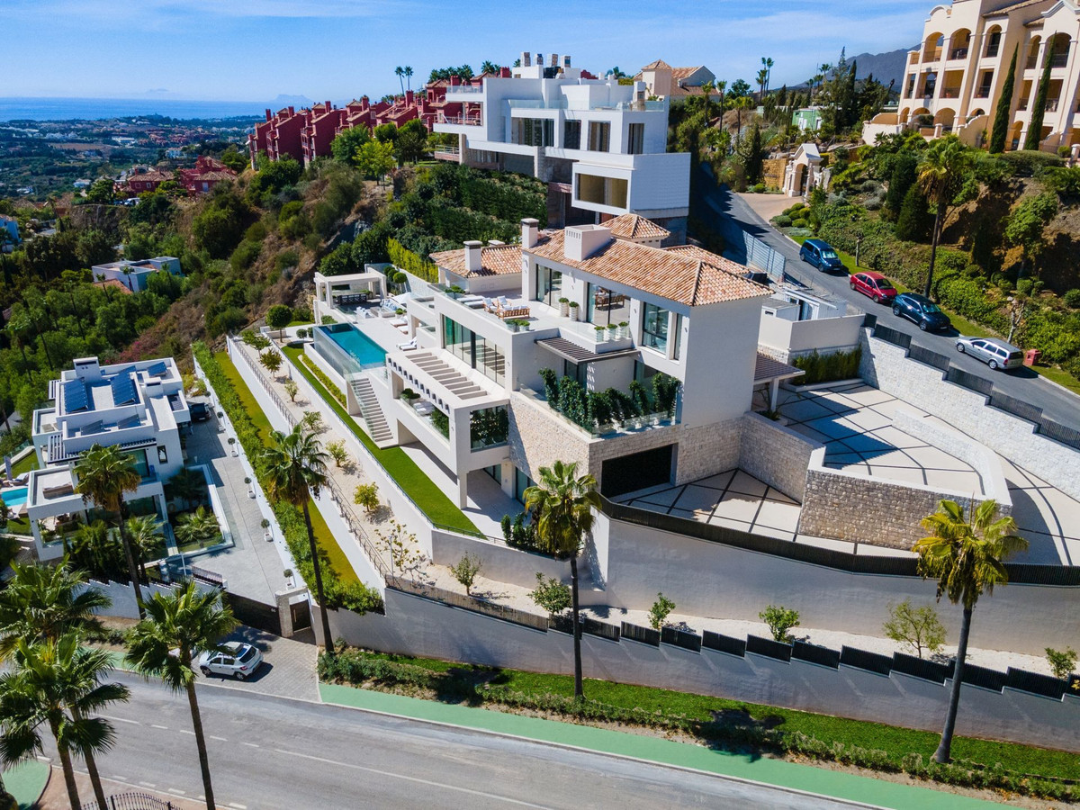 Se vende Villa - Chalet de 6 dormitorios en Costa Del Sol, Málaga, España