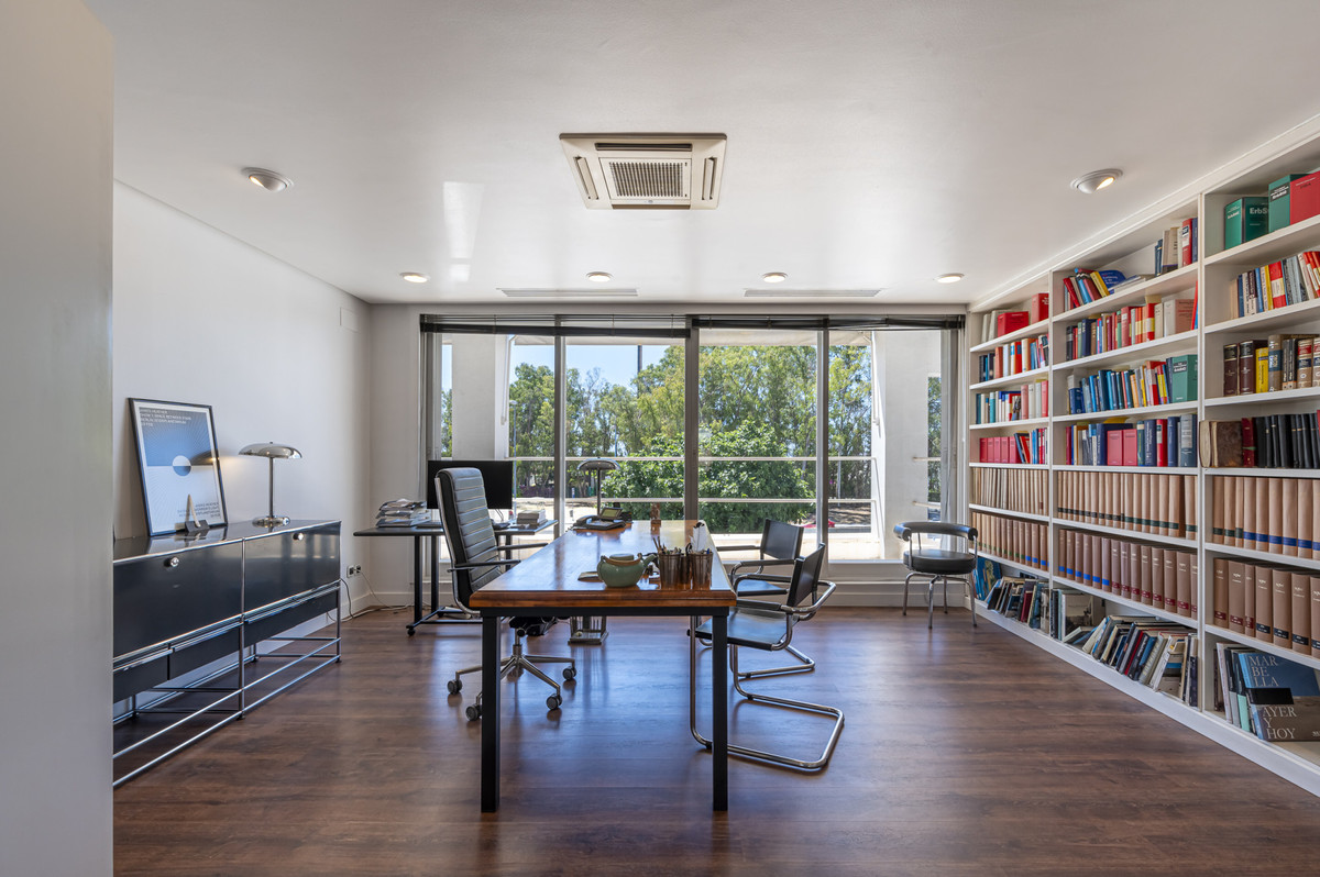 Commercial unit for sale in Guadalmina Alta Costa Del Sol, Málaga, Spain