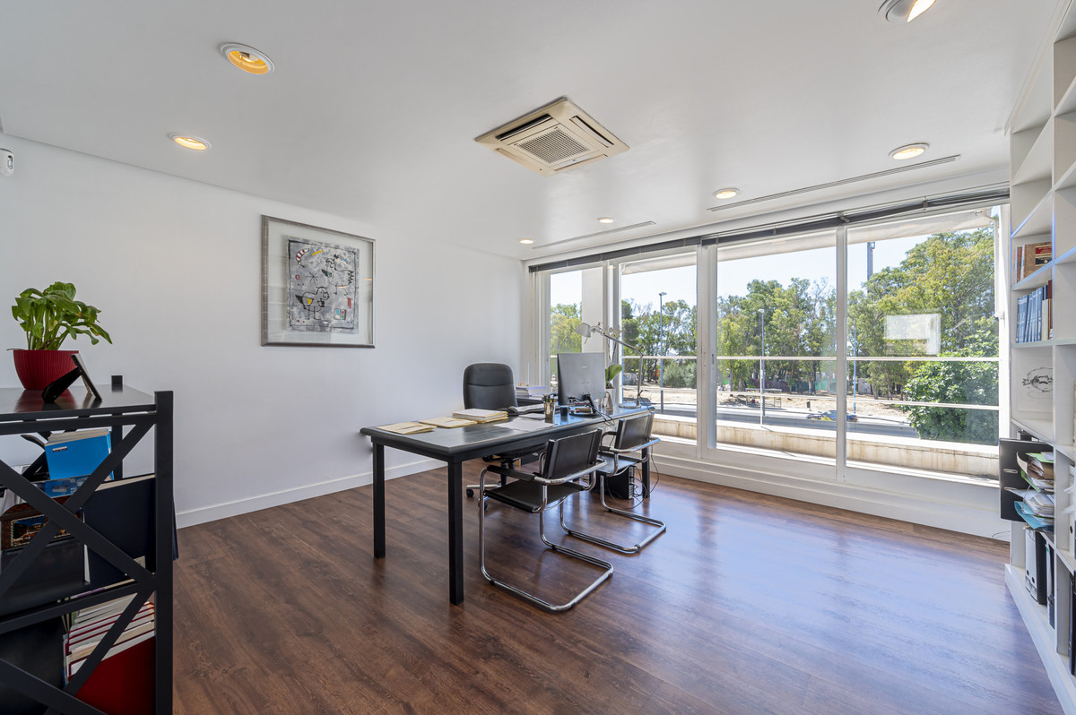 Commercial unit for sale in Guadalmina Alta Costa Del Sol, Málaga, Spain