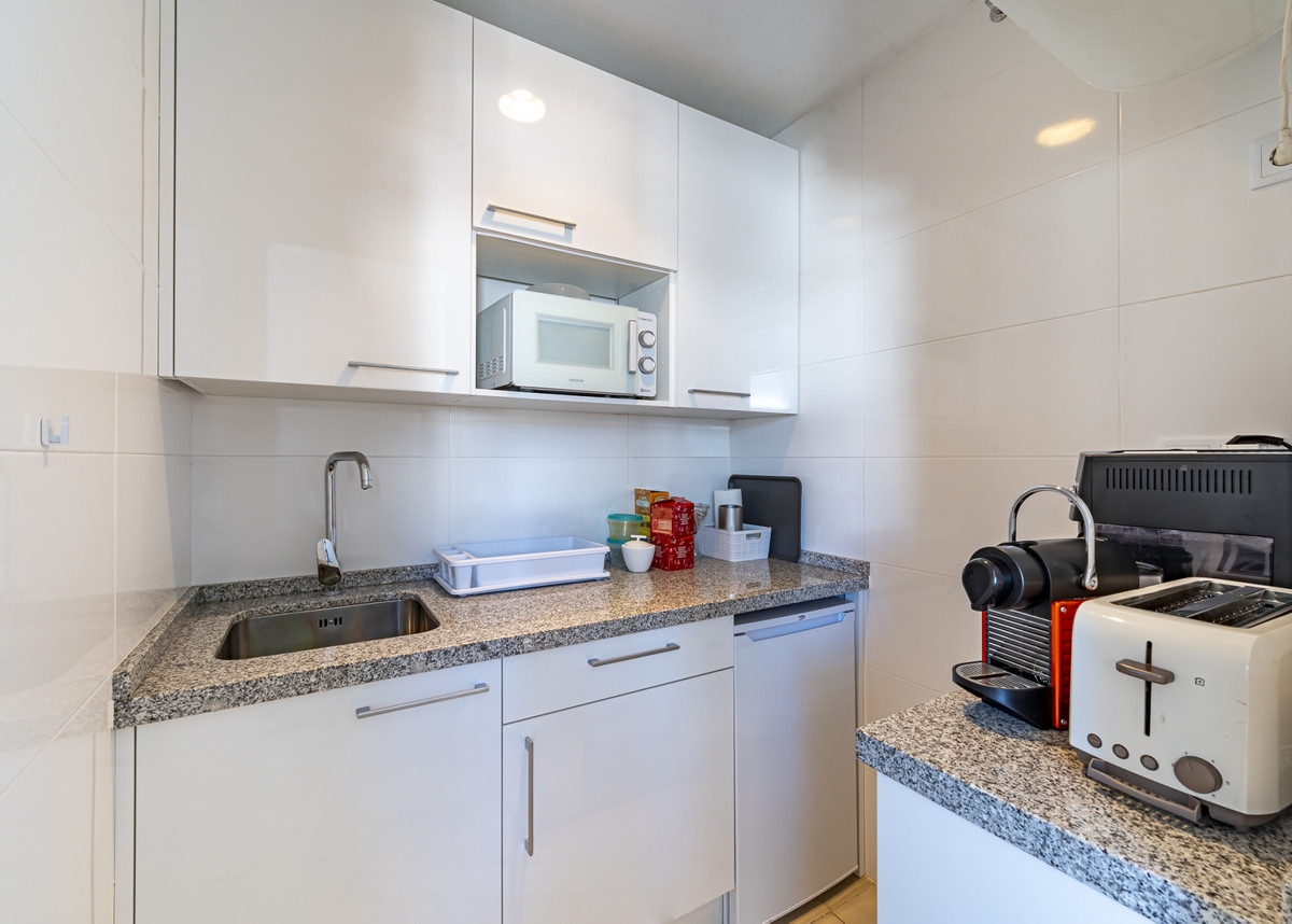Commercial unit for sale in Guadalmina Alta Costa Del Sol, Málaga, Spain