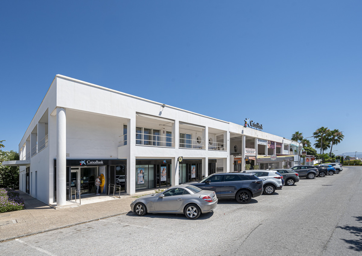 Commercial unit for sale in Guadalmina Alta Costa Del Sol, Málaga, Spain