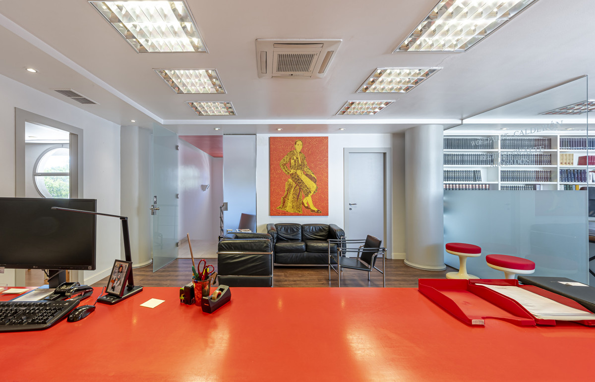 Commercial unit for sale in Guadalmina Alta Costa Del Sol, Málaga, Spain