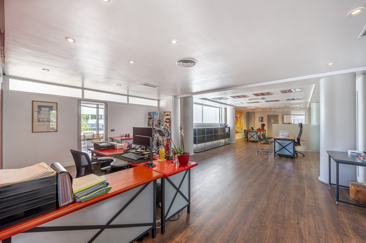 Commercial unit for sale in Guadalmina Alta Costa Del Sol, Málaga, Spain