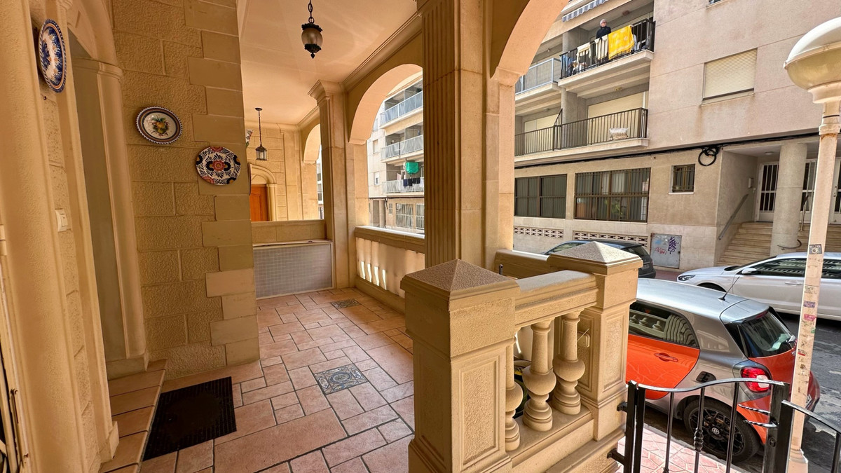 Se vende Apartamento Planta Baja de 3 dormitorios en Costa Blanca, Alicante, España